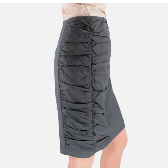 Anthropologie pencil skirt . - Picture 3 of 8
